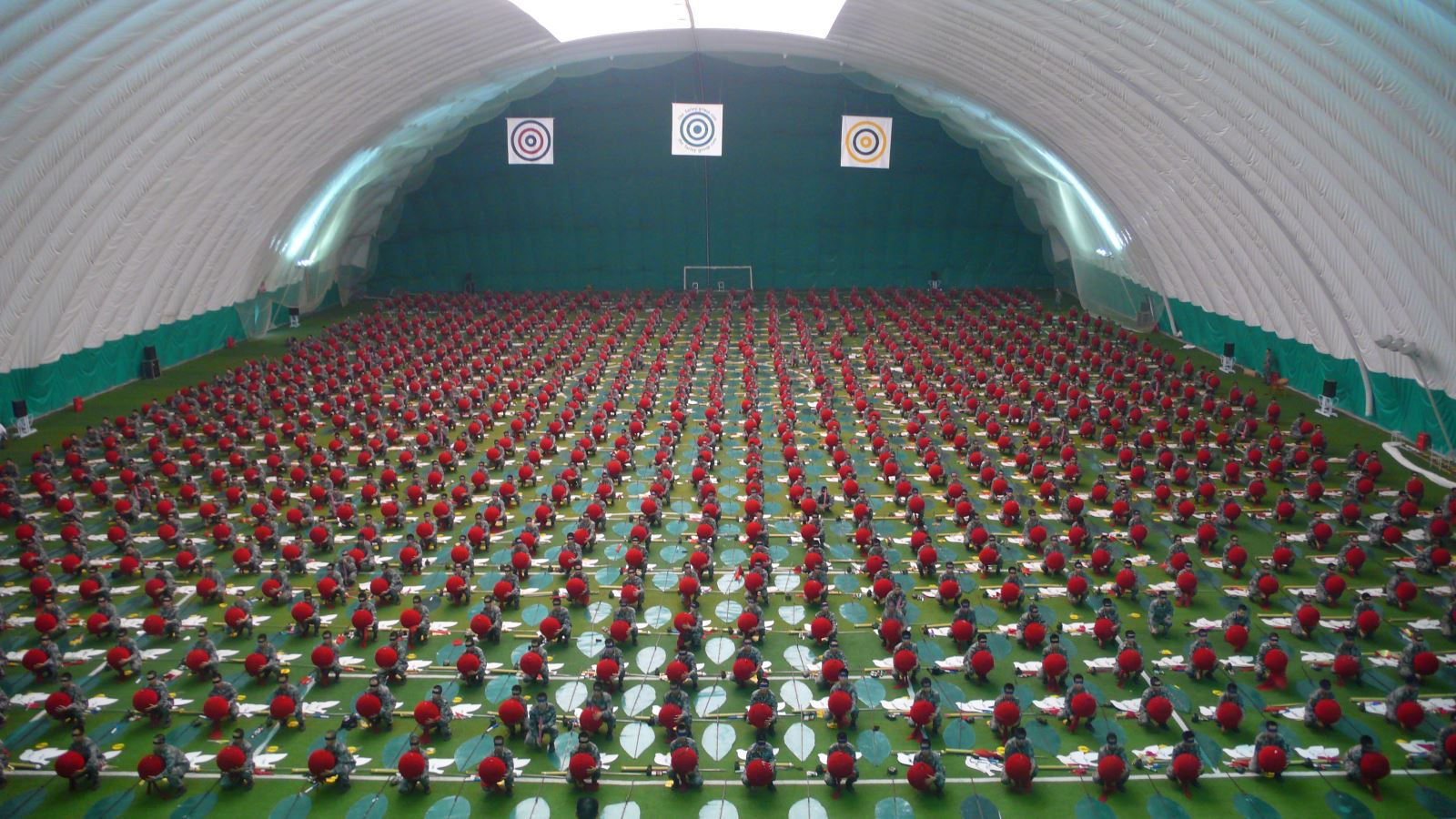 97超级碰碰人妻中文字幕